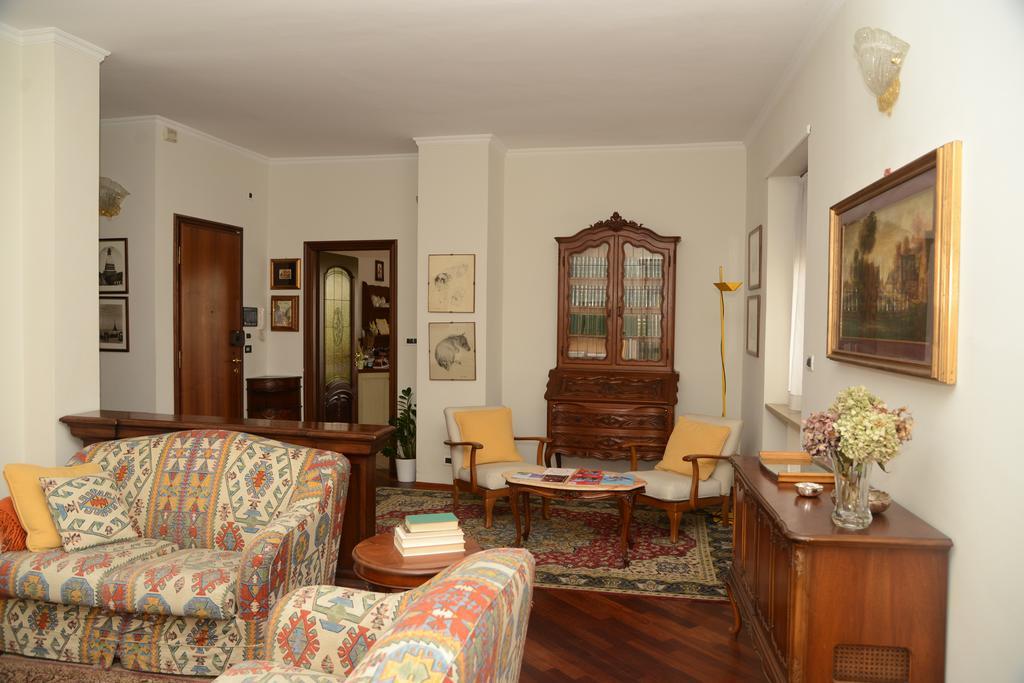 Casa Delle Ortensie Bed and Breakfast Alpignano Eksteriør billede